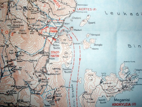 Λεπτομέρεια από το χάρτη Leucas (Alt-Ithaka) με την πόλη και το λιμάνι της Ιθάκης κατά τον Νταίρπφελντ (Πηγή: Wilhelm Dörpfeld, Alt-Ithaka, Zweiter Band)